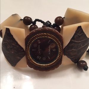 Brown and cream analog wood watch